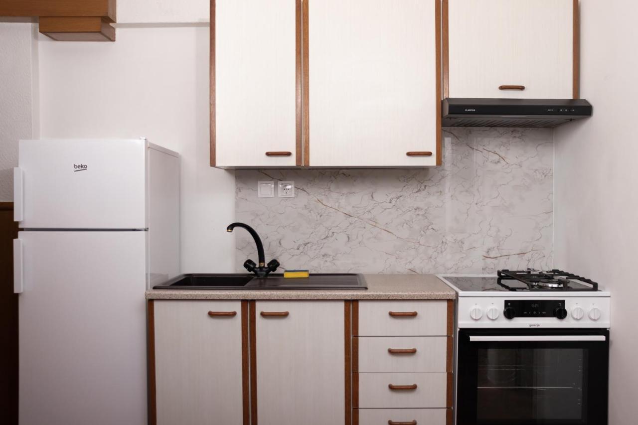 Apartma-Studio Ajdna Zirovnica Exteriör bild